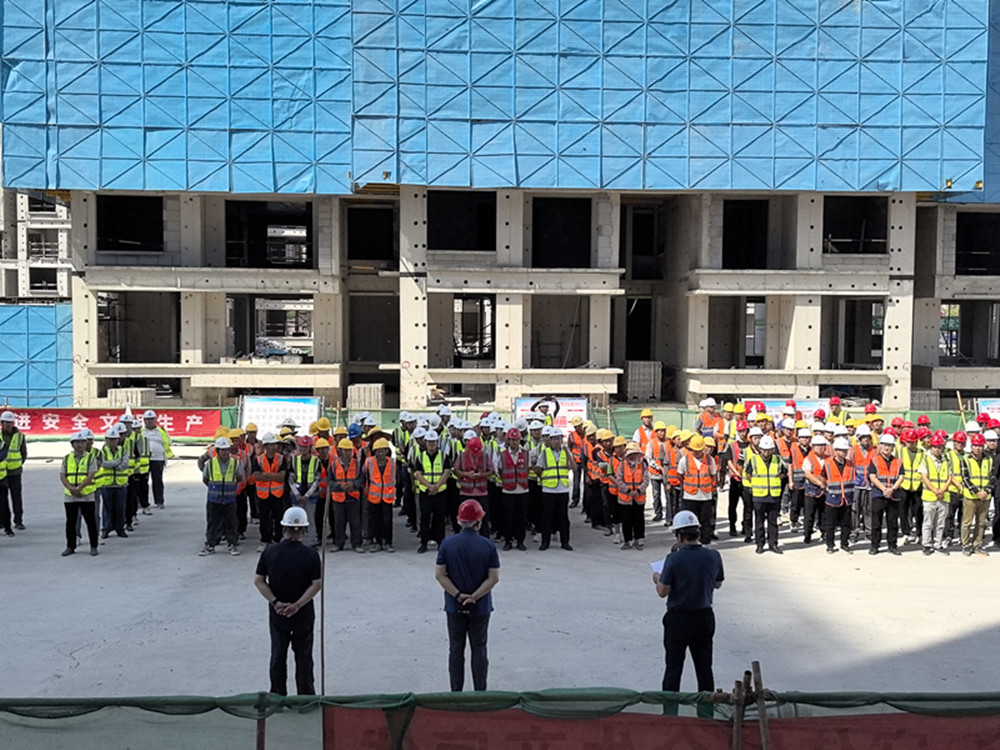 华体会官方端网站登录入口-华体会(中国)深入开展“安全宣传咨询日”活动